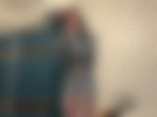 DeeannVrazel's Live Sex Cam Show