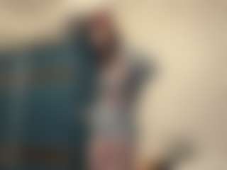 DeeannVrazel's Live Sex Cam Show