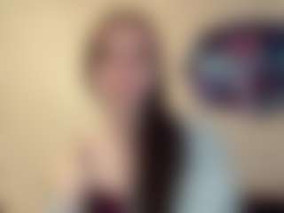 DeeannVrazel's Live Sex Cam Show