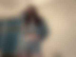 DeeannVrazel's Live Sex Cam Show