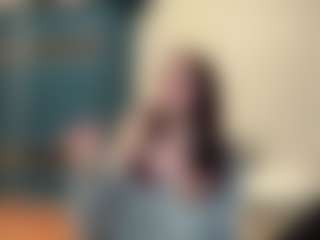 DeeannVrazel's Live Sex Cam Show