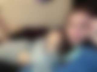 DeeannVrazel's Live Sex Cam Show