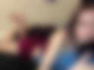DeeannVrazel's Live Sex Cam Show