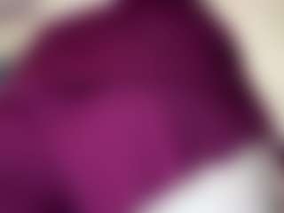 DeeannVrazel's Live Sex Cam Show