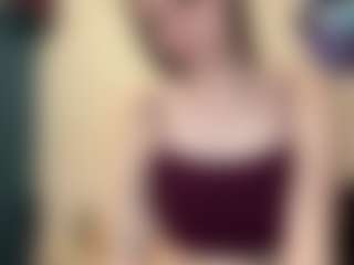 DeeannVrazel's Live Sex Cam Show