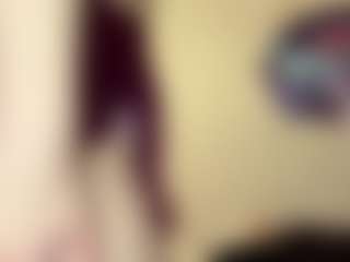 DeeannVrazel's Live Sex Cam Show