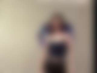 Cam Show en direct de DeeannVrazel