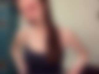 DeeannVrazel's Live Sex Cam Show