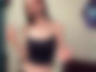 Live-Cam-Show mit DeeannVrazel - New Big Ass auf Camsoda