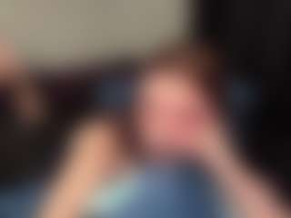 DeeannVrazel's Live Sex Cam Show