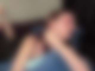 DeeannVrazel's Live Sex Cam Show