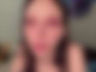 DeeannVrazel's Live Sex Cam Show