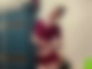 DeeannVrazel's Live Sex Cam Show