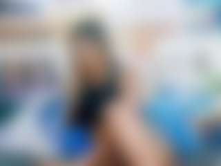 EbonyChocolateKiss's Live Sex Cam Show