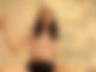 LinaNawwar's Live Sex Cam Show