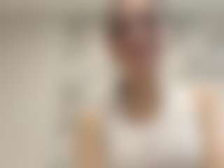 LinaNawwar's Live Sex Cam Show