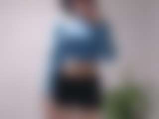 Live cam show with LinaNawwar - Athletic Young Adult on madthumbs