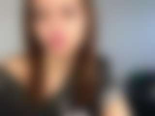 Live cam show with MarinDuffany - Skinny on Camsoda