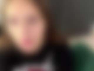 Live cam show with MarinDuffany - Cute on CamClone