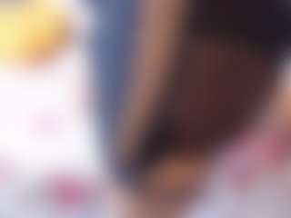 Live cam show with MelBelleTinder - Tittyfuck on livesuperchat.net
