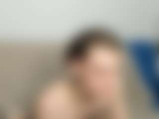 Live cam show with RavenEclipse - Blue Eyes on fapnchat