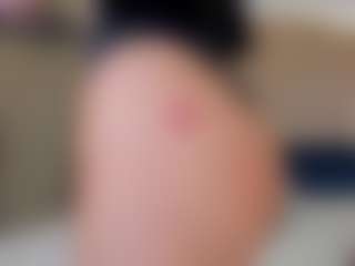 Live cam show with Victoria-Blakee - Juguetes on xDating