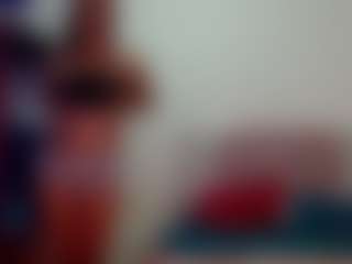 adalind2005's Live Sex Cam Show