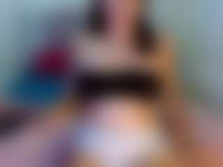 adalind2005's Live Sex Cam Show