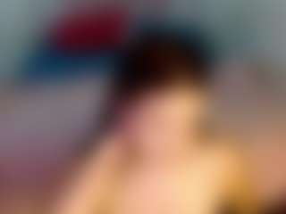 adalind2005's Live Sex Cam Show