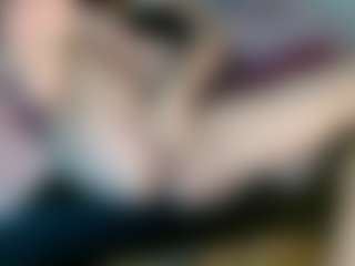 adalind2005's Live Sex Cam Show