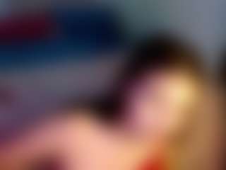 adalind2005's Live Sex Cam Show