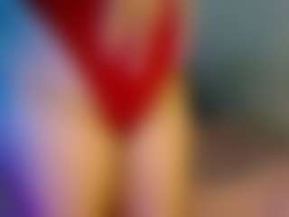 adalind2005's Live Sex Cam Show