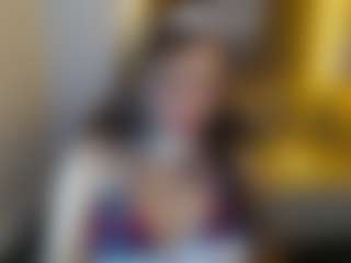Alaya-Rosse-v MILF webcam performer live streaming