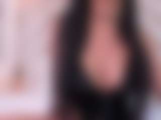 Live cam show with Catalina S - Petite on Camsoda