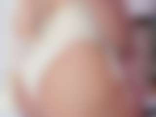 Live cam show with Catalina S - Young Adult on Dolls Live