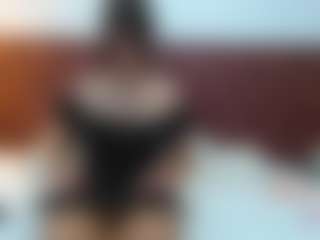 Live cam show with DaphneCalloway - New Toys on Camsoda