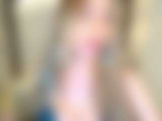 isabella-r's Live Sex Cam Show