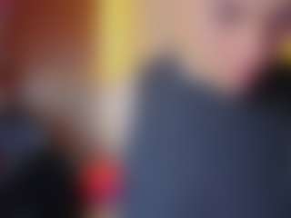 Live cam show with Julietha-Foxter-v - New Toys on Camsoda
