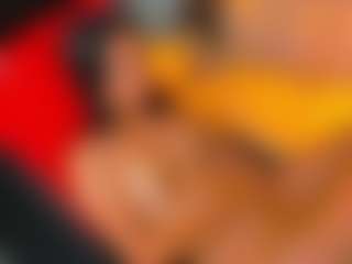 Live cam show with melany-kitty - Strip on TeamSkeetLive