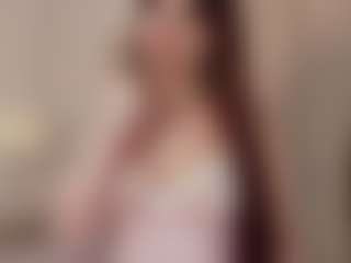 Live cam show with miss-thang - Russian on CamSextacy