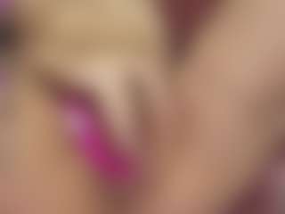 Victorycat-v's Live Sex Cam Show