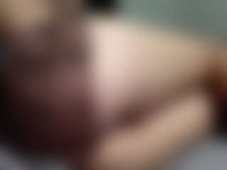 Live cam show with Siennapop - Drinking on TeamSkeetLive