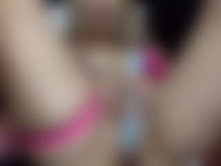 Live cam show with Siennapop - Bitch on live.xheat.ai