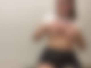 AmberlyKurt's Live Sex Cam Show
