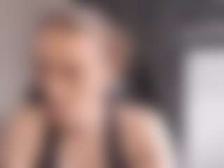 Live cam show with Marry - Brown Hair Petite on sexylive.show