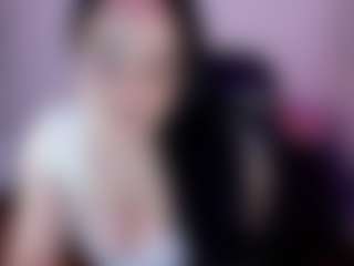 chloe-bluexx's Live Sex Cam Show