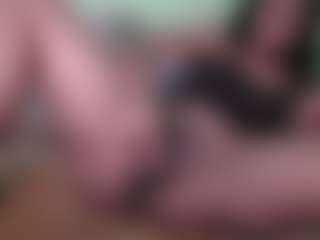 skylourbabe's Live Sex Cam Show