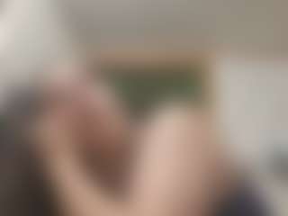 ashdizzel's Live Sex Cam Show