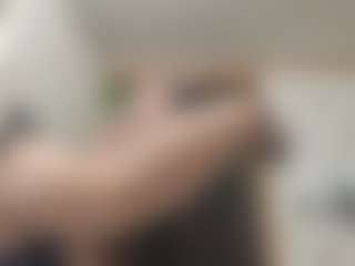 ashdizzel's Live Sex Cam Show