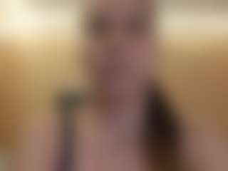 ashdizzel's Live Sex Cam Show
